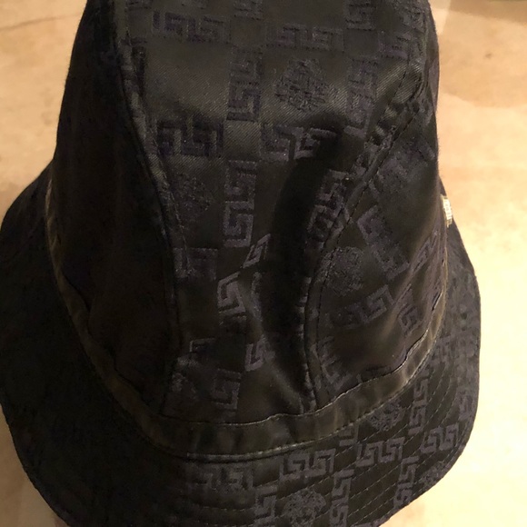 đź–¤VERSACE đź–¤ - Picture 5 of 16